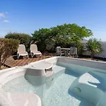 Feriehus 3 Bedroom With Pool And Jacuzzi *