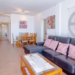 3 Bedroom With Pool And Jacuzzi Feriehus Playa Blanca (Lanzarote)
