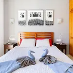 Vakantiehuis 3 Bedroom With Pool&jacuzzi *