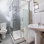 3 Bedroom With Pool&jacuzzi *