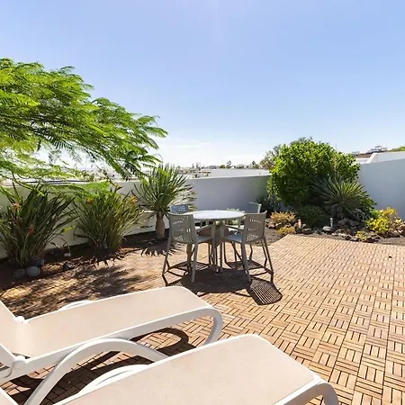 Σπίτι διακοπών 3 Bedroom With Pool And Jacuzzi