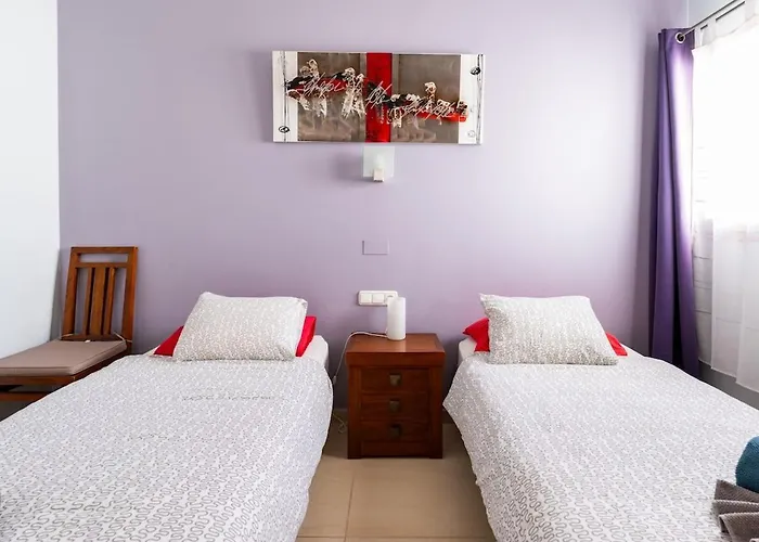 Vakantiehuis 3 Bedroom With Pool&jacuzzi *