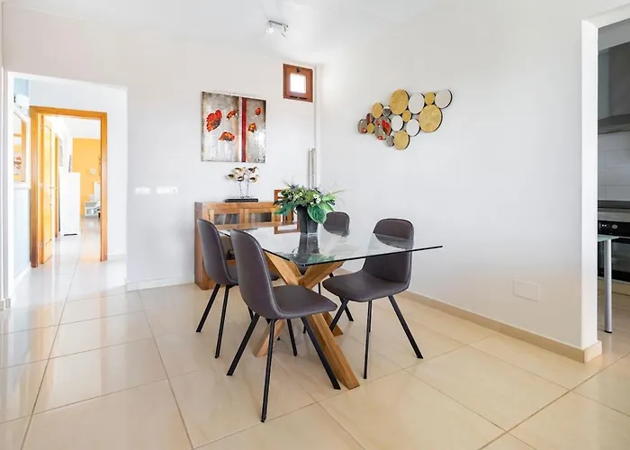 Vakantiehuis 3 Bedroom With Pool&jacuzzi Playa Blanca (Lanzarote)