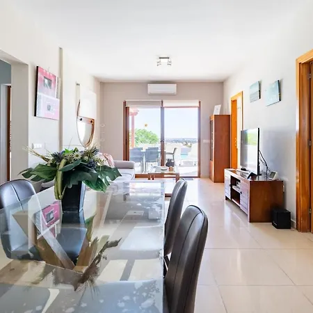 בית נופש 3 Bedroom With Pool And Jacuzzi *