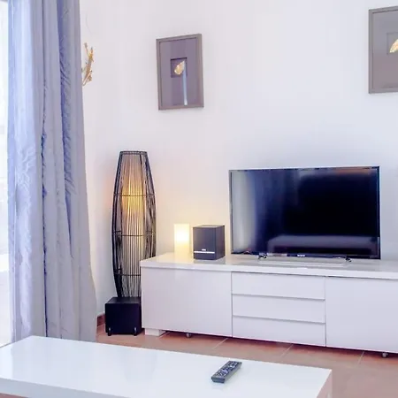 3 Bedroom With Pool And Jacuzzi Prázdninový dům Playa Blanca (Lanzarote)