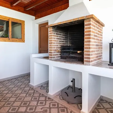 בית נופש 3 Bedroom With Pool And Jacuzzi *